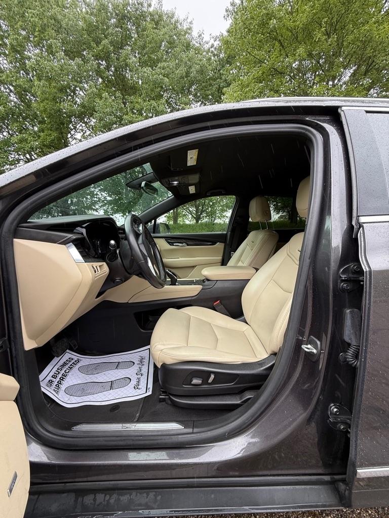 Cadillac XT5 Base 2018