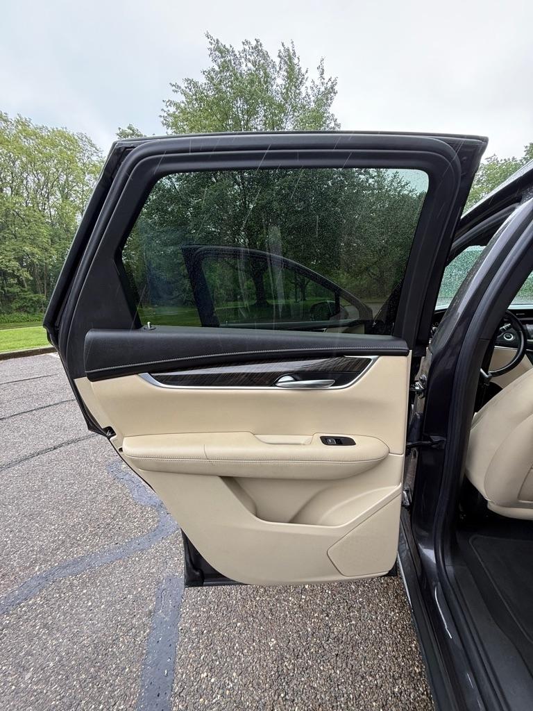 Cadillac XT5 Base 2018