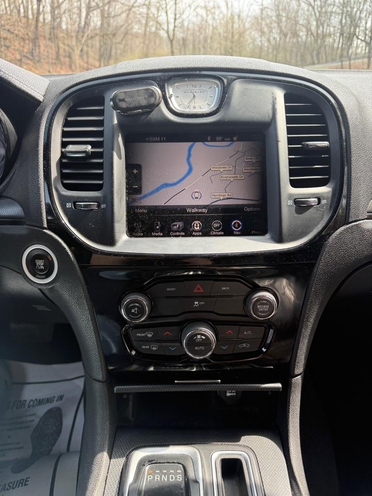 Chrysler 300 S V6 AWD 2015