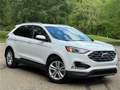 2020 Ford Edge 
