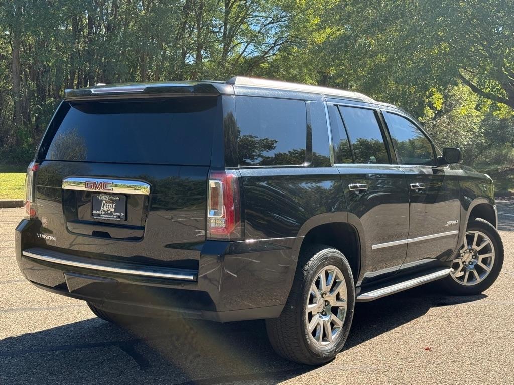 GMC Yukon Denali 4WD 2015