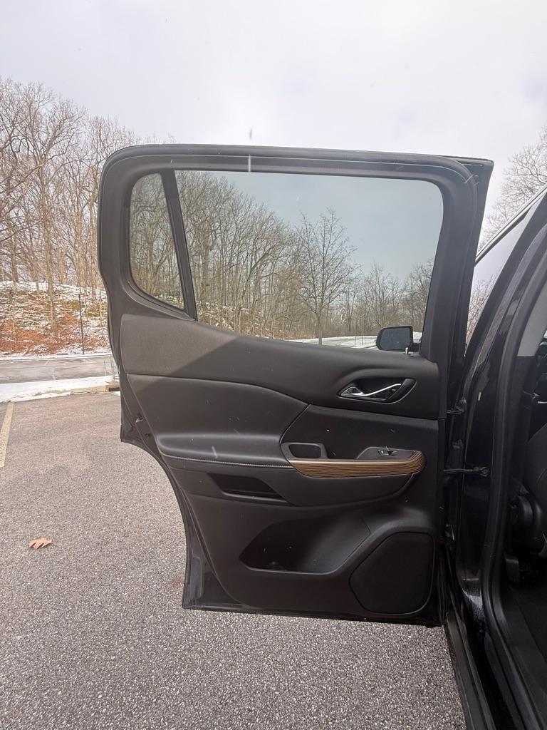 GMC Acadia SLE 2020