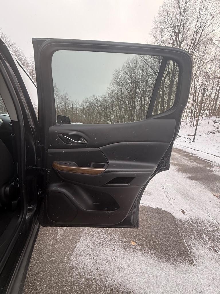 GMC Acadia SLE 2020