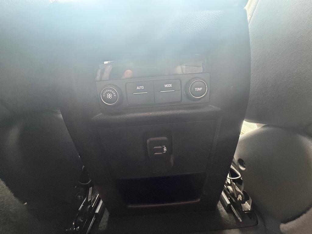 Chevrolet Traverse LS AWD 2021