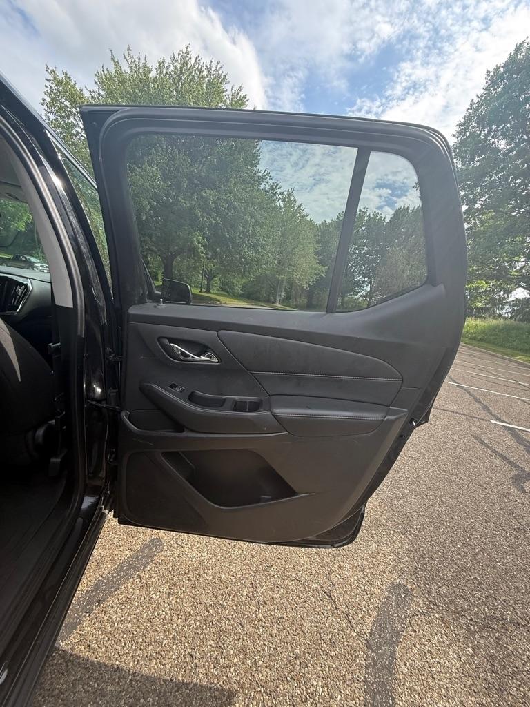Chevrolet Traverse LS AWD 2021