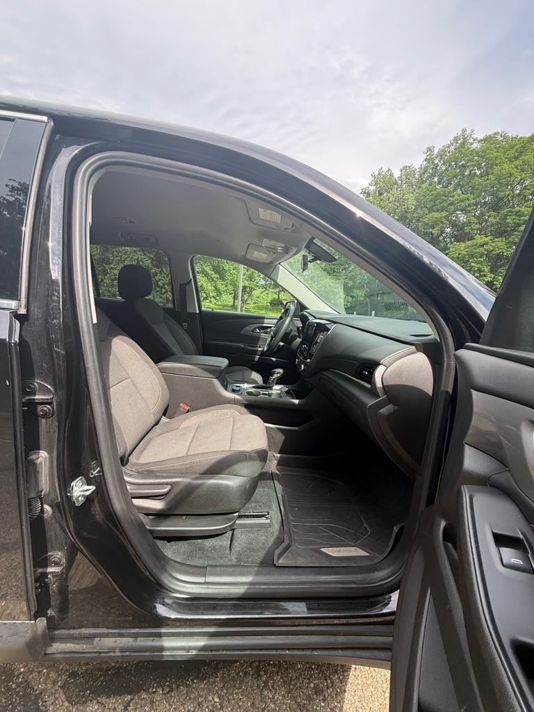 Chevrolet Traverse LS AWD 2021
