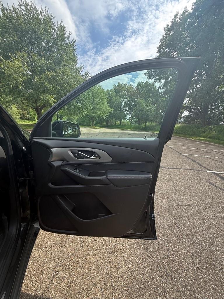 Chevrolet Traverse LS AWD 2021