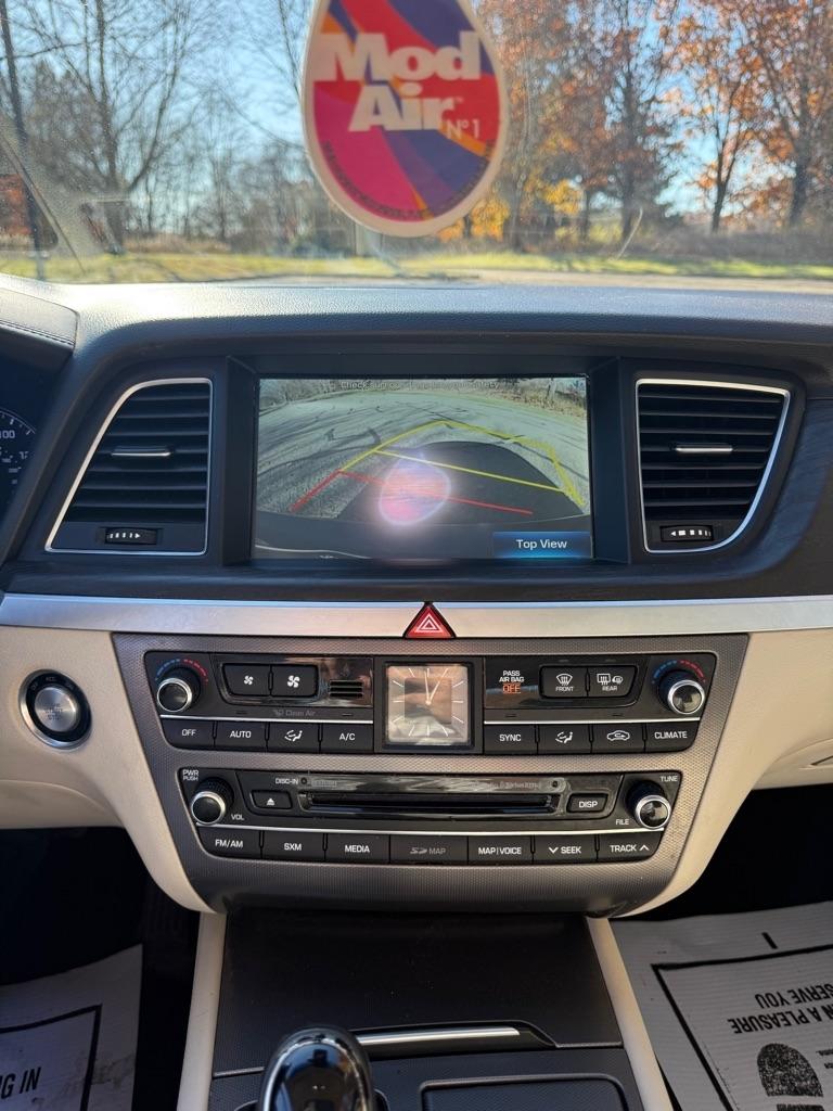 Hyundai Genesis 3.8L 2015