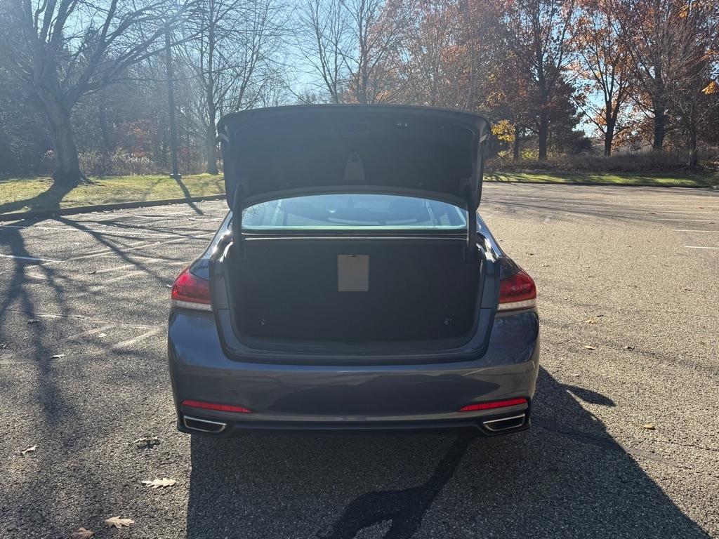 Hyundai Genesis 3.8L 2015