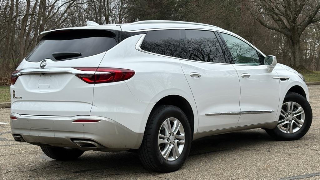 Buick Enclave Essence FWD 2020