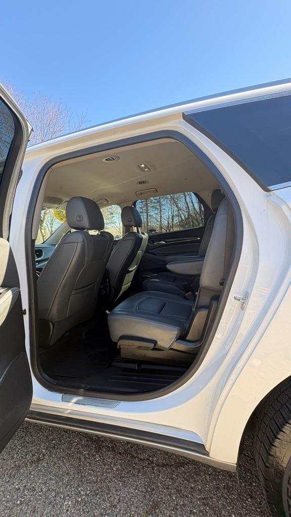 Buick Enclave Essence FWD 2020