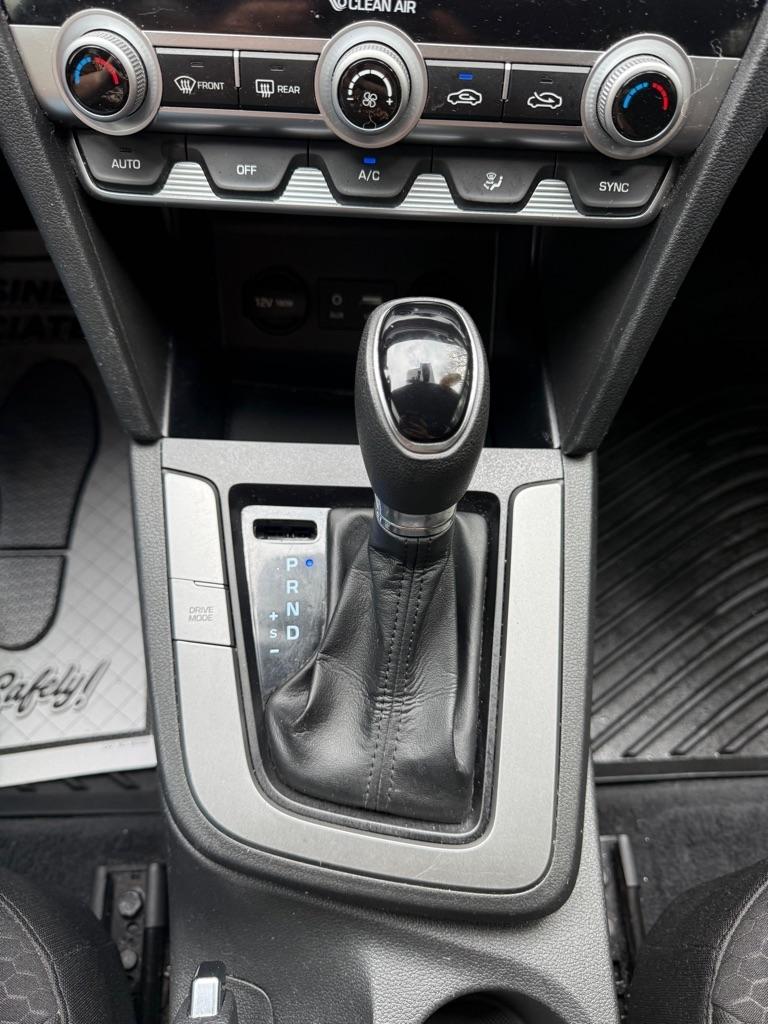 Hyundai Elantra Limited 2020