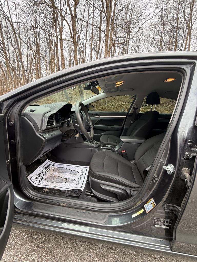 Hyundai Elantra Limited 2020