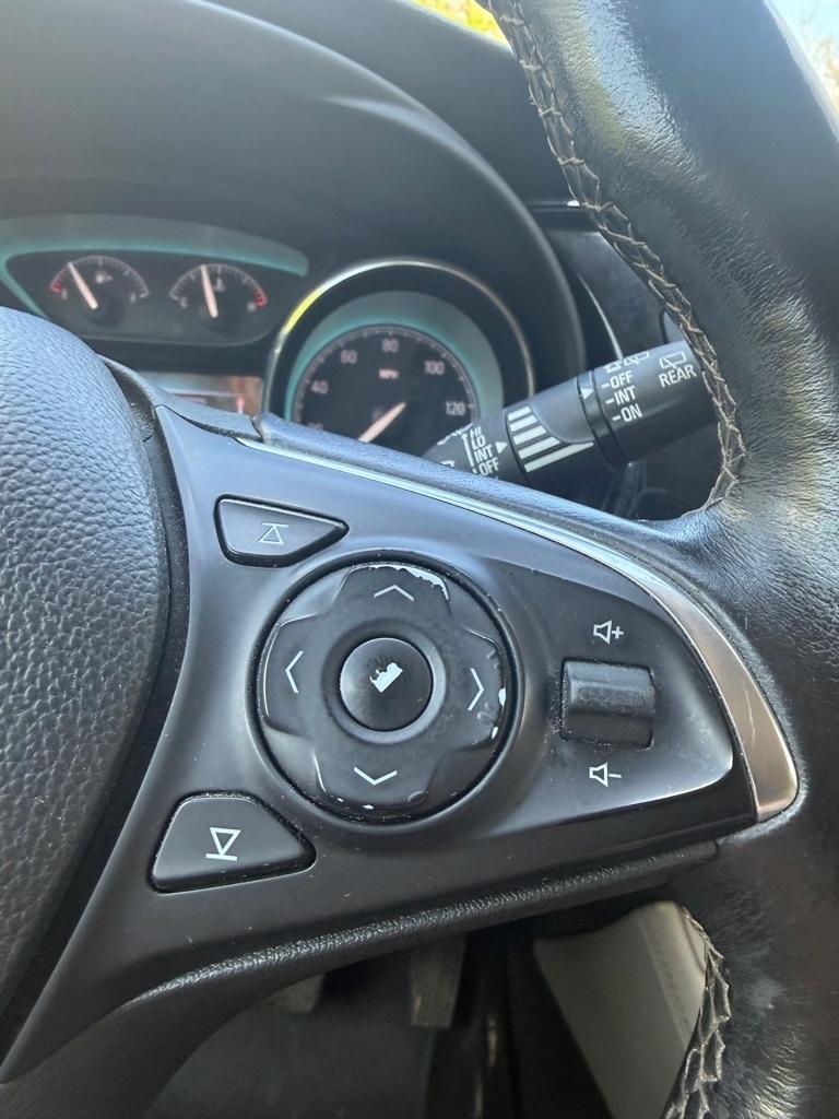 Buick Envision Essense 2017