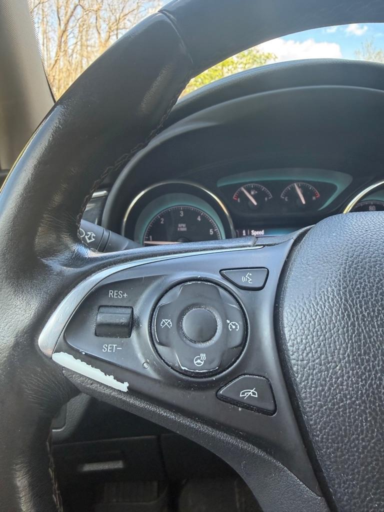 Buick Envision Essense 2017