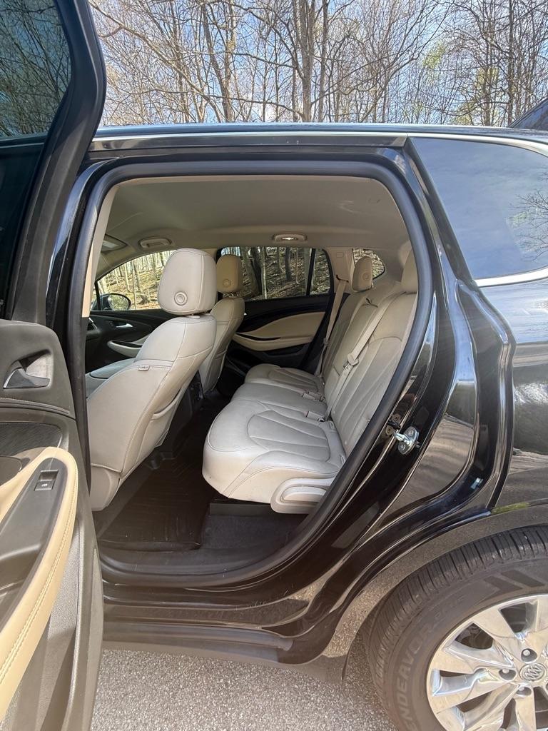 Buick Envision Essense 2017