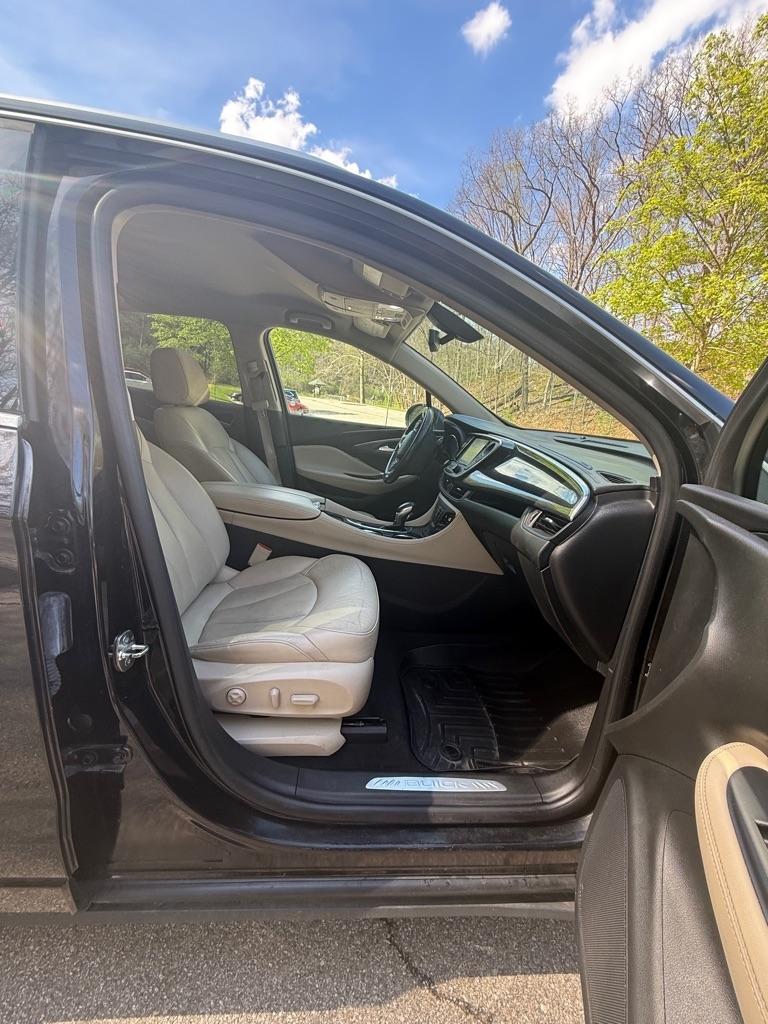 Buick Envision Essense 2017