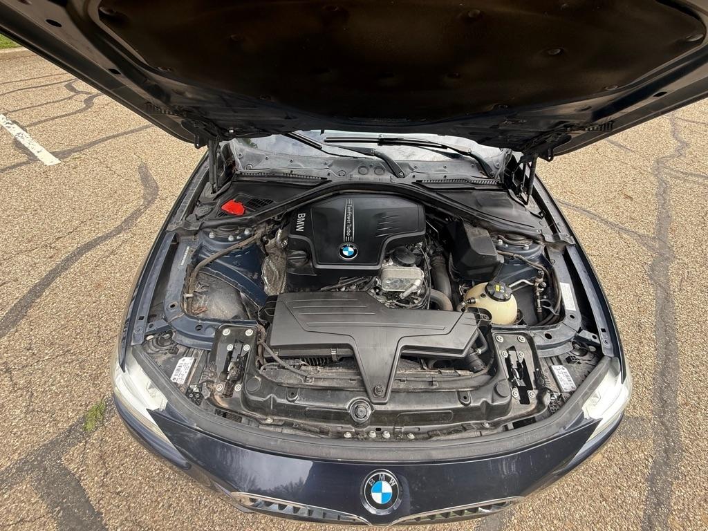 BMW 3-Series 328i Sedan 2016