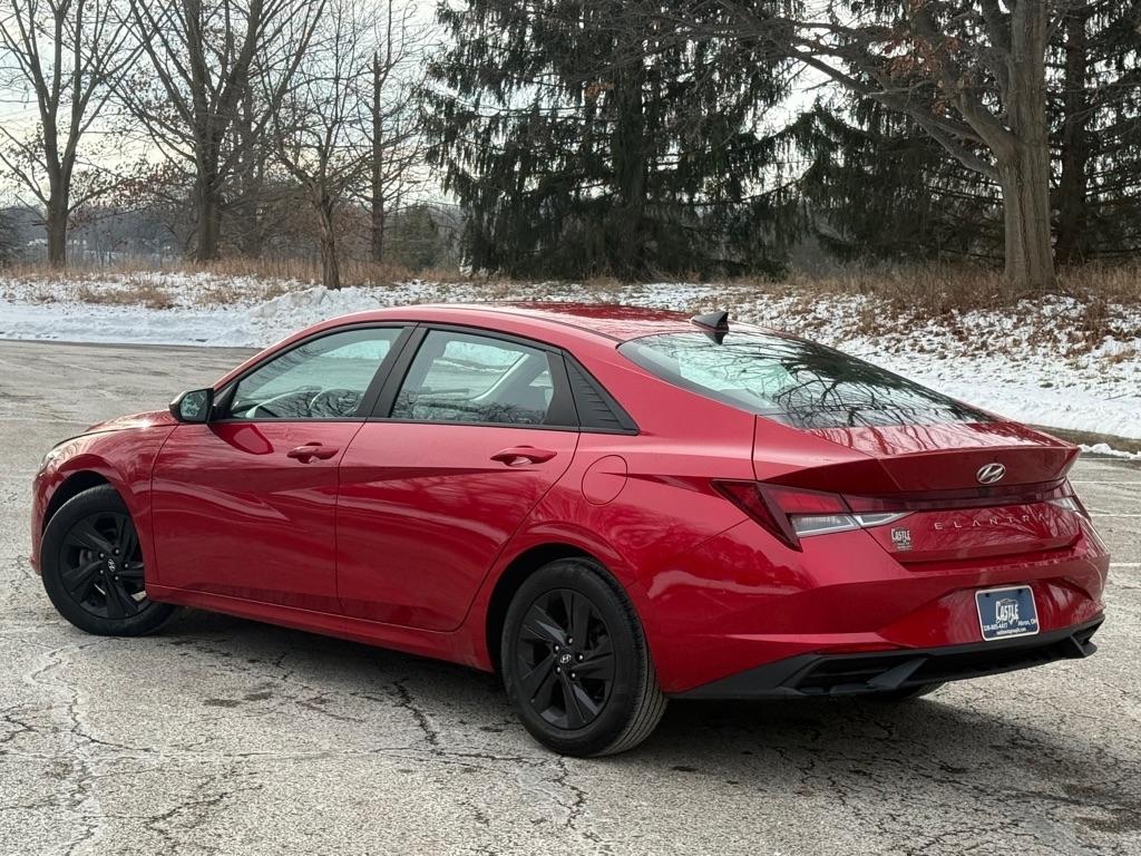 Hyundai Elantra SEL 2021