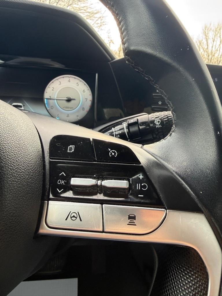 Hyundai Elantra SEL 2021