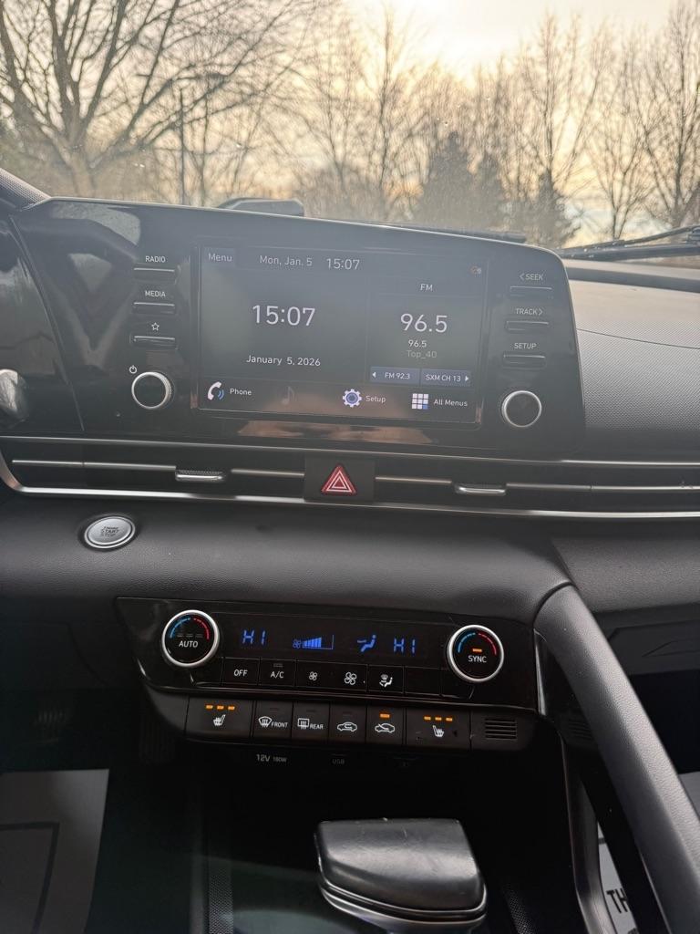 Hyundai Elantra SEL 2021