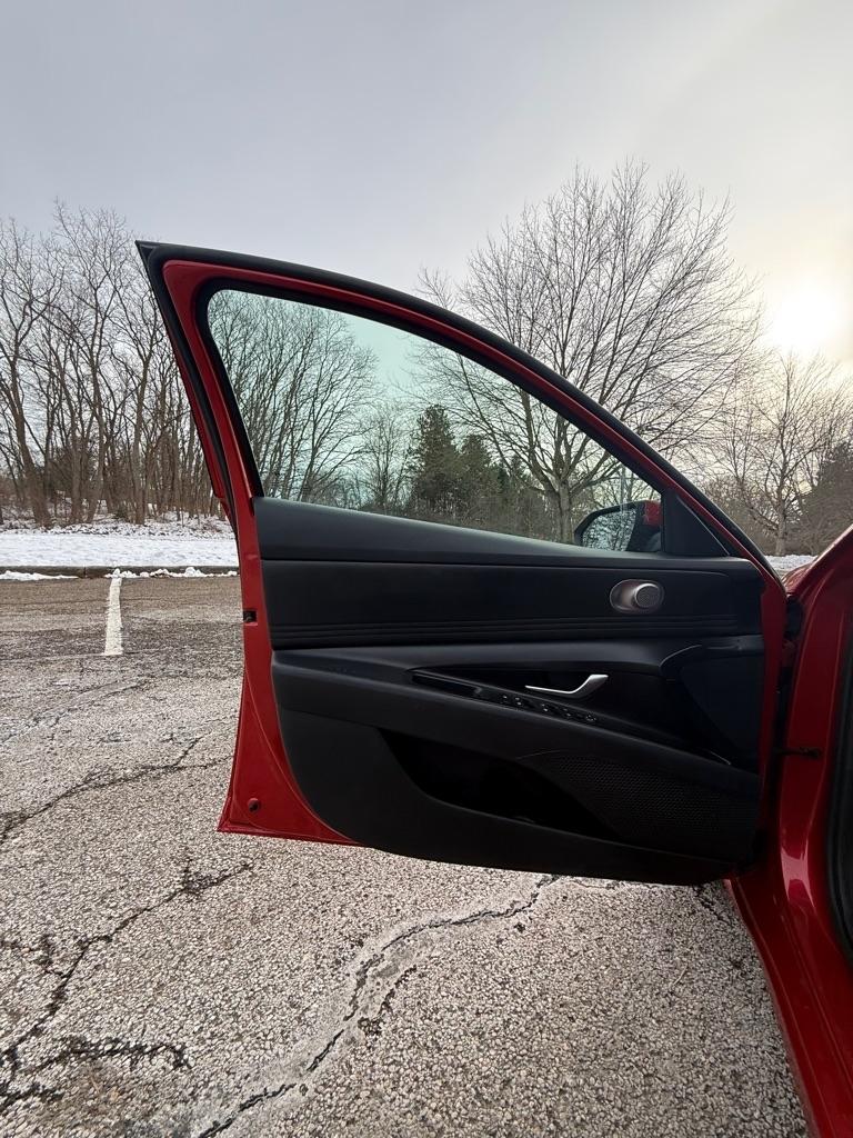Hyundai Elantra SEL 2021