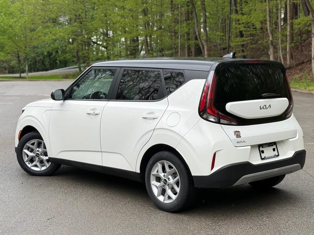 Kia Soul LX CVT 2023