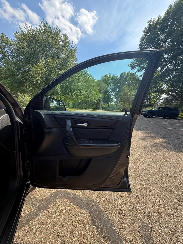 Chevrolet Traverse 1LT FWD 2014