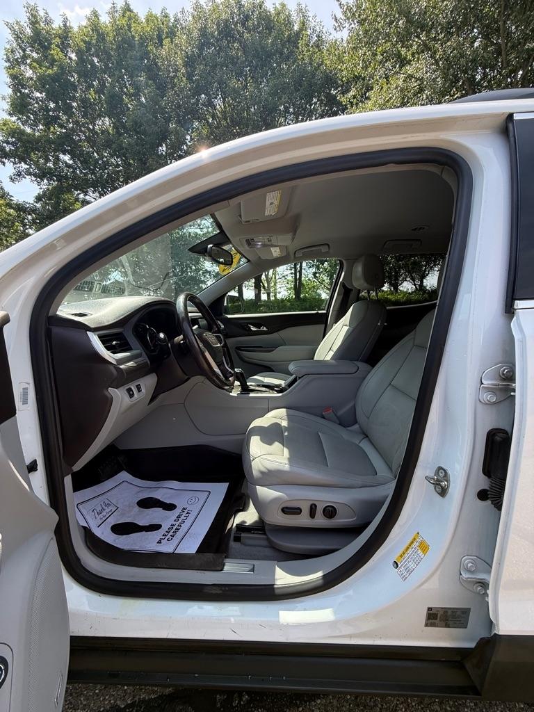 GMC Acadia SLT-1 FWD 2019