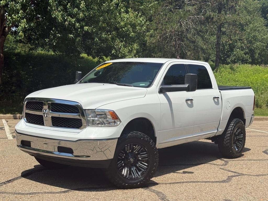 RAM 1500 SLT Crew Cab SWB 4WD 2017