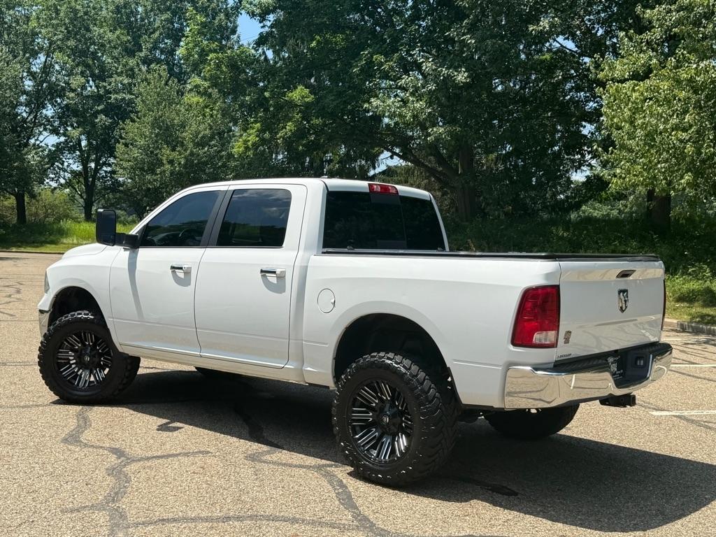 RAM 1500 SLT Crew Cab SWB 4WD 2017