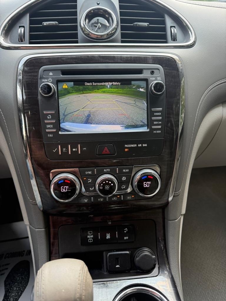 Buick Enclave Convenience FWD 2017