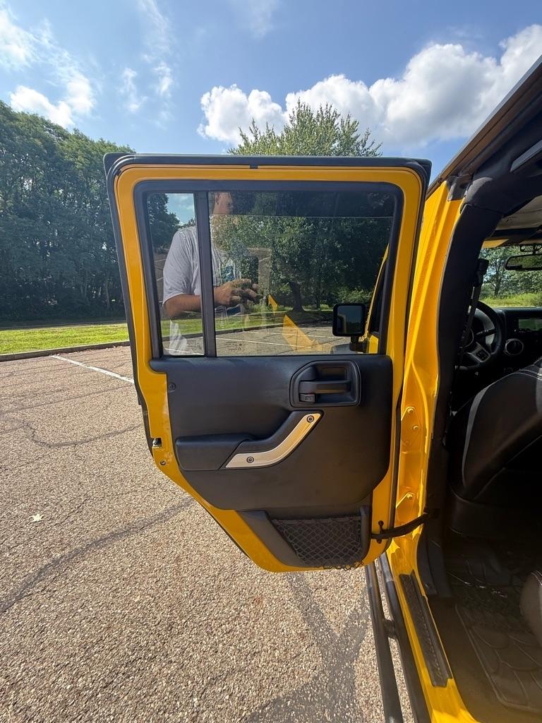 Jeep Wrangler Unlimited Rubicon 4WD 2015