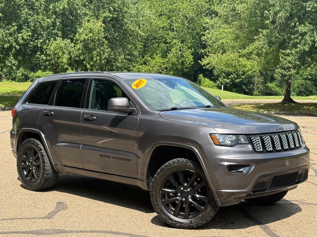 Jeep Grand Cherokee Laredo 4WD 2017