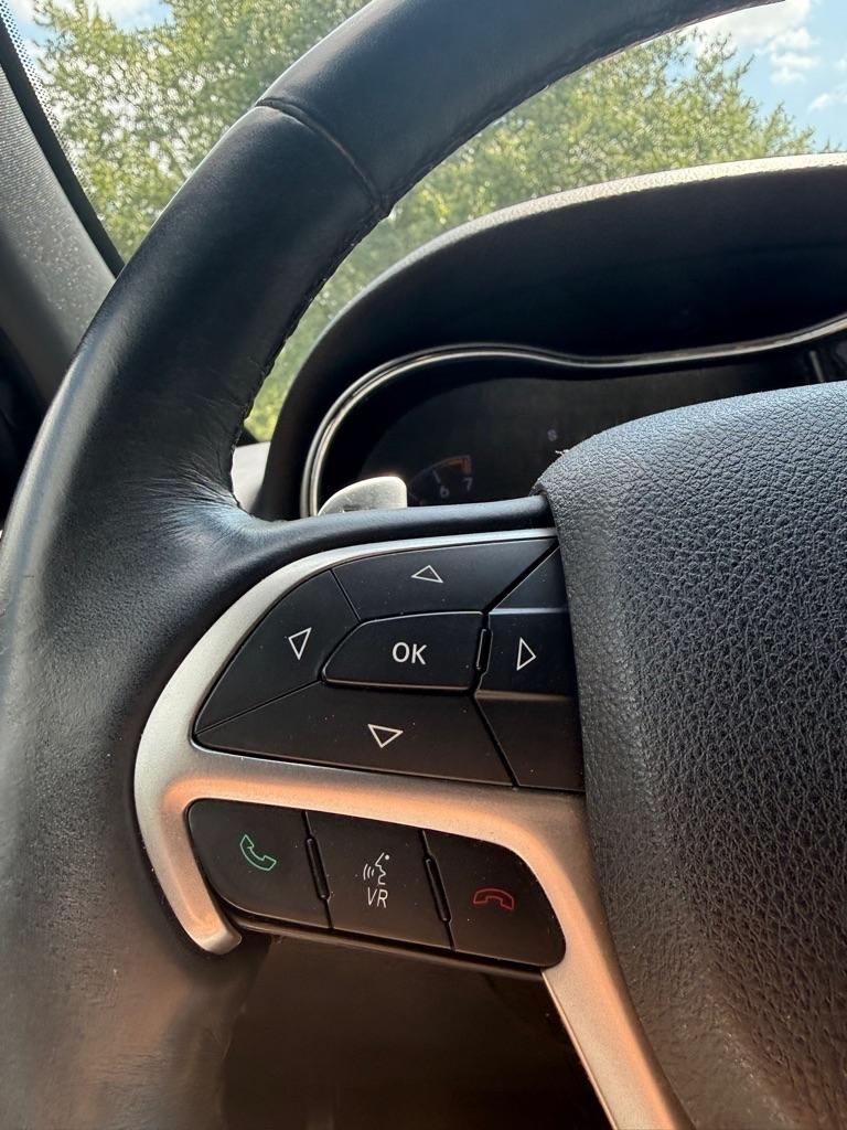 Jeep Grand Cherokee Laredo 4WD 2017
