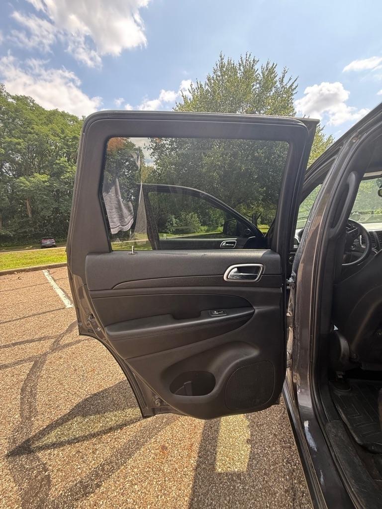 Jeep Grand Cherokee Laredo 4WD 2017