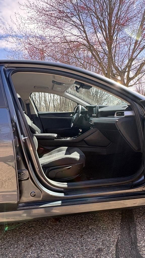 Kia K5 LXS 2021