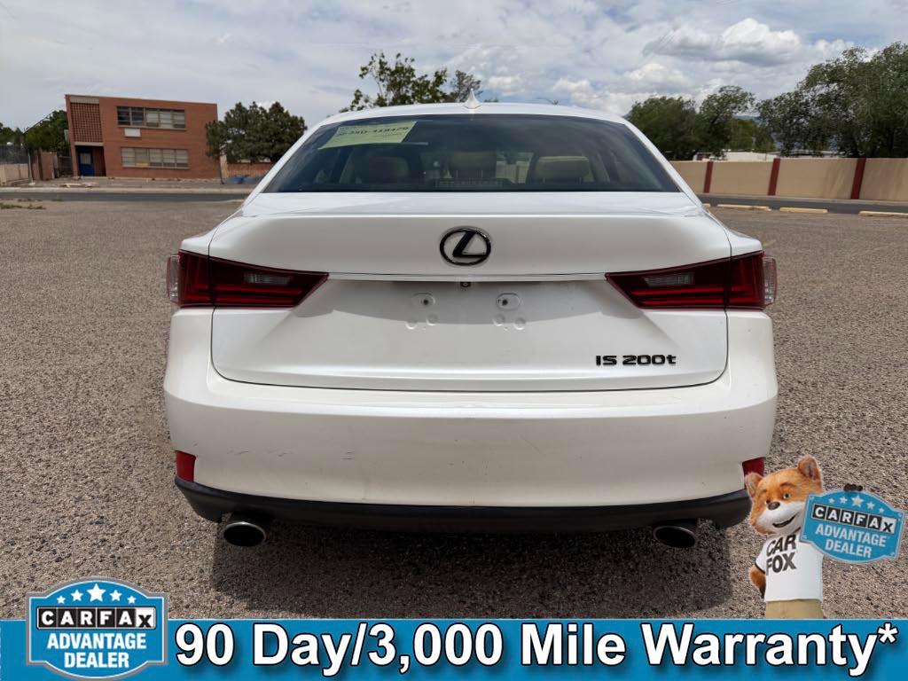 2016 Lexus IS 200t - Photo 6