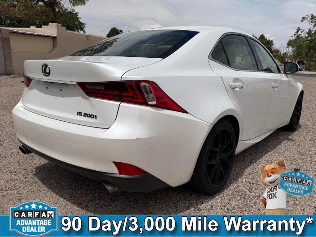 2016 Lexus IS 200t - Photo 7