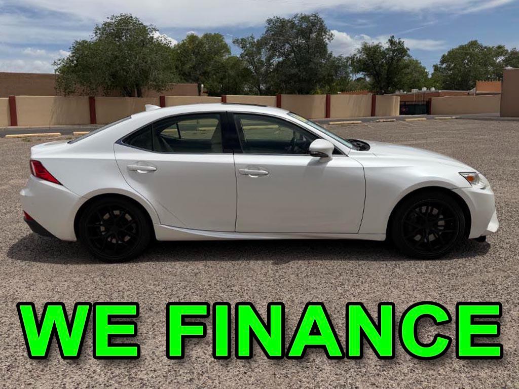 2016 Lexus IS 200t - Photo 8