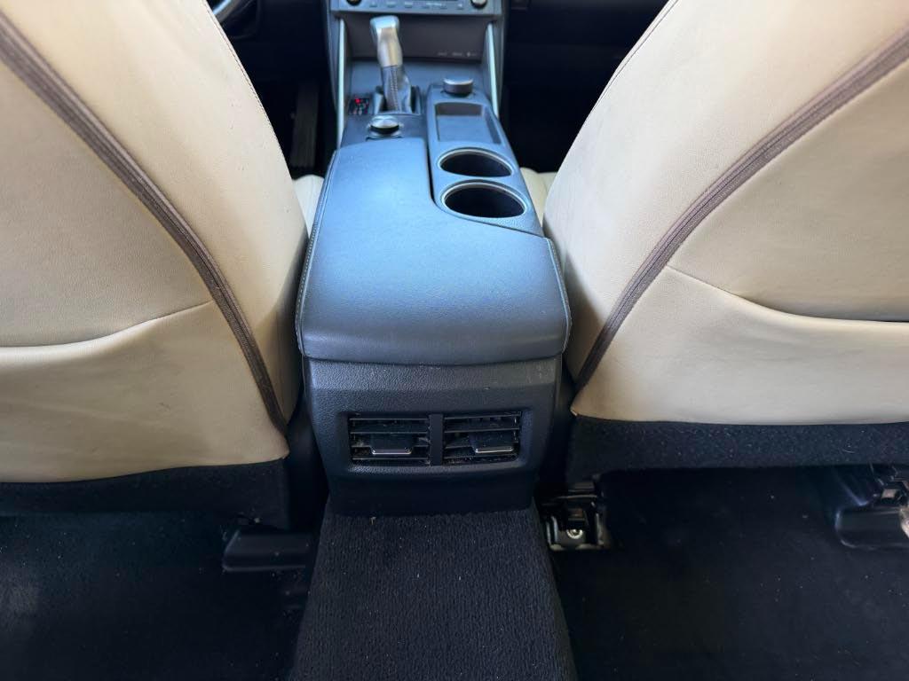 2016 Lexus IS 200t - Photo 54