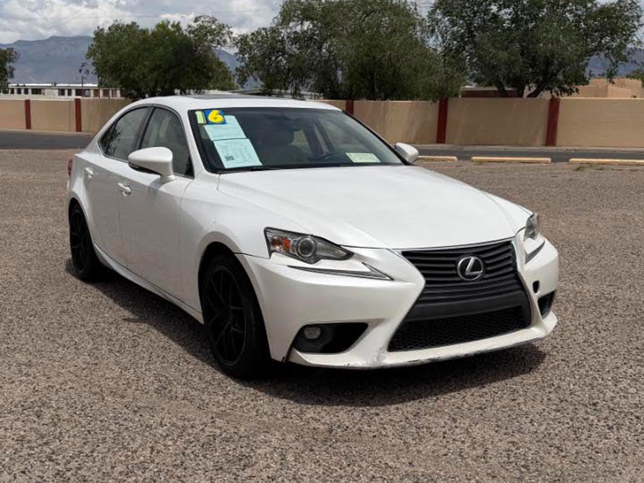 Lexus IS 200t 2016