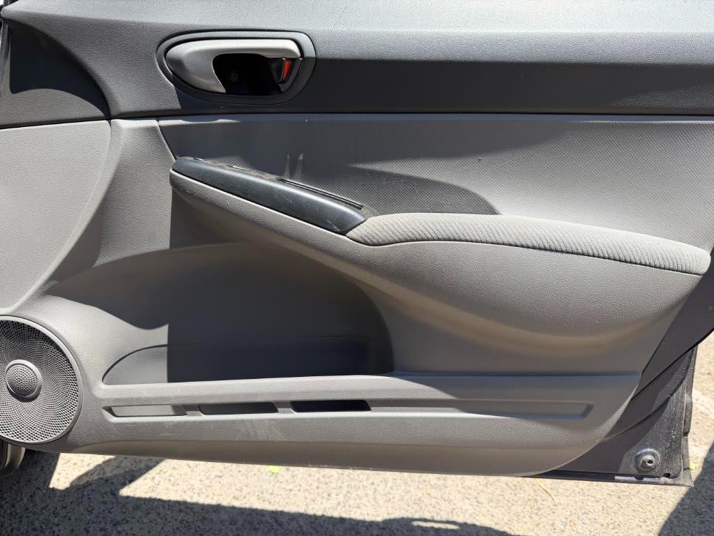 Honda Civic LX 2011