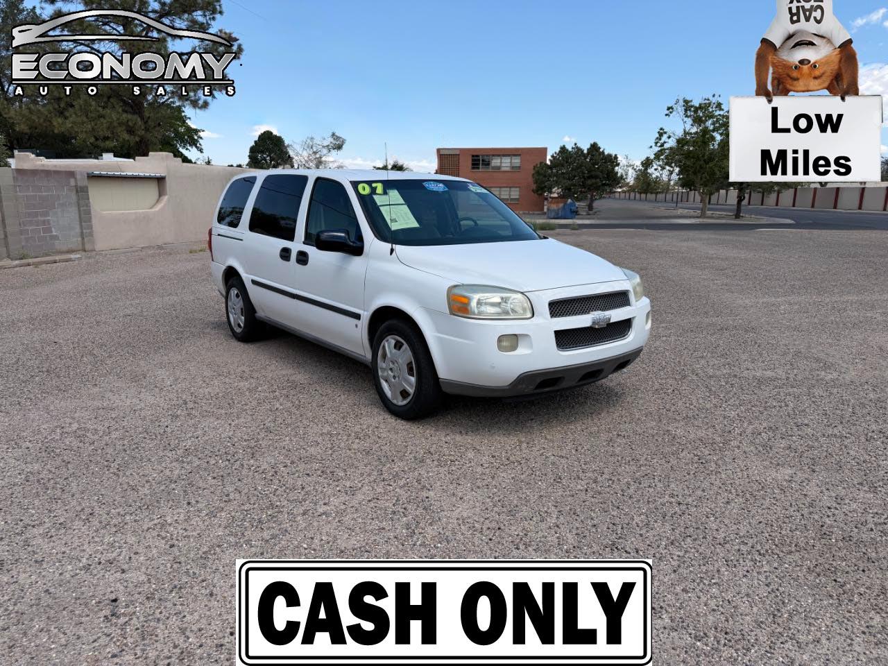 Summit White 2007 Chevrolet Uplander Minivan Front-Wheel Drive 4-Speed Automatic