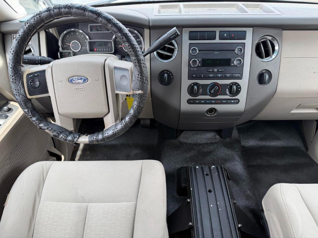 Ford Expedition XLT 4x4 2010