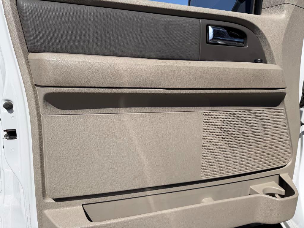 Ford Expedition XLT 4x4 2010