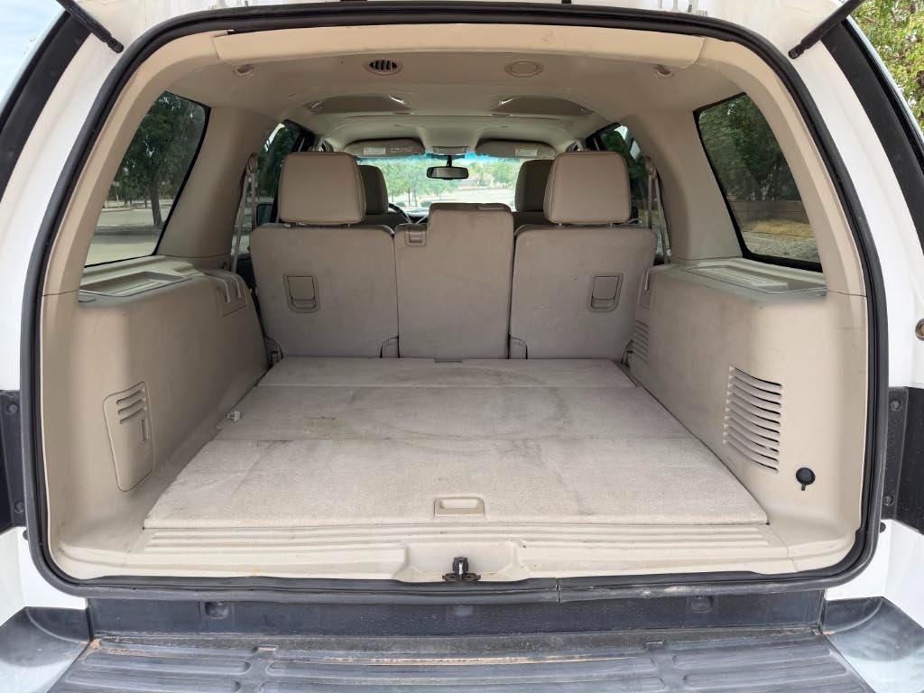 Ford Expedition XLT 4x4 2010