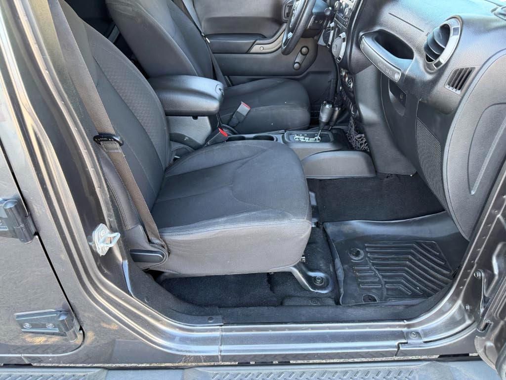 Jeep Wrangler Unlimited Sport 4x4 2017