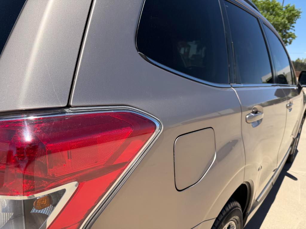 Subaru Forester Touring 2016
