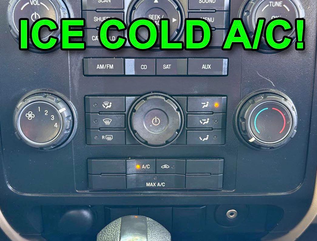 Ford Escape  2008